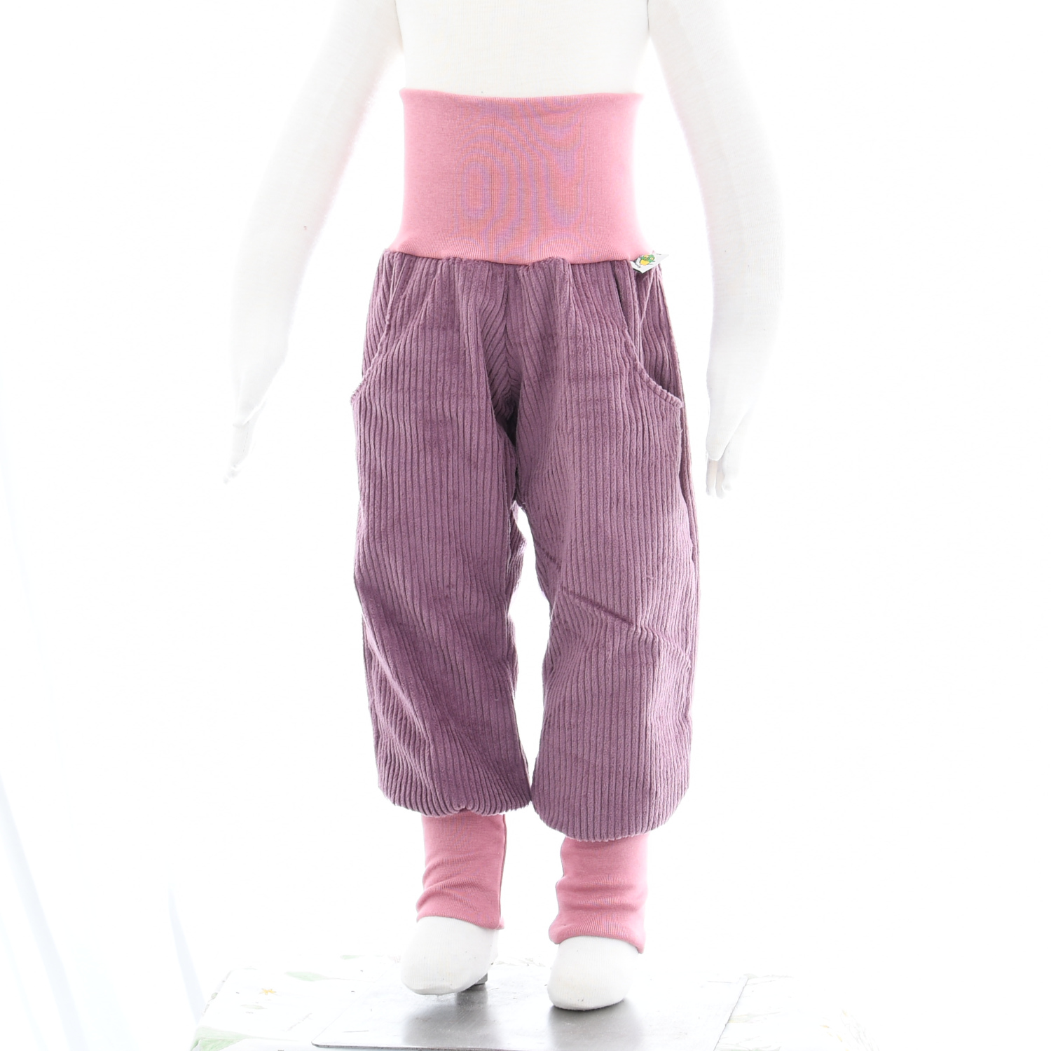 Hose aus Cord mit Taschen